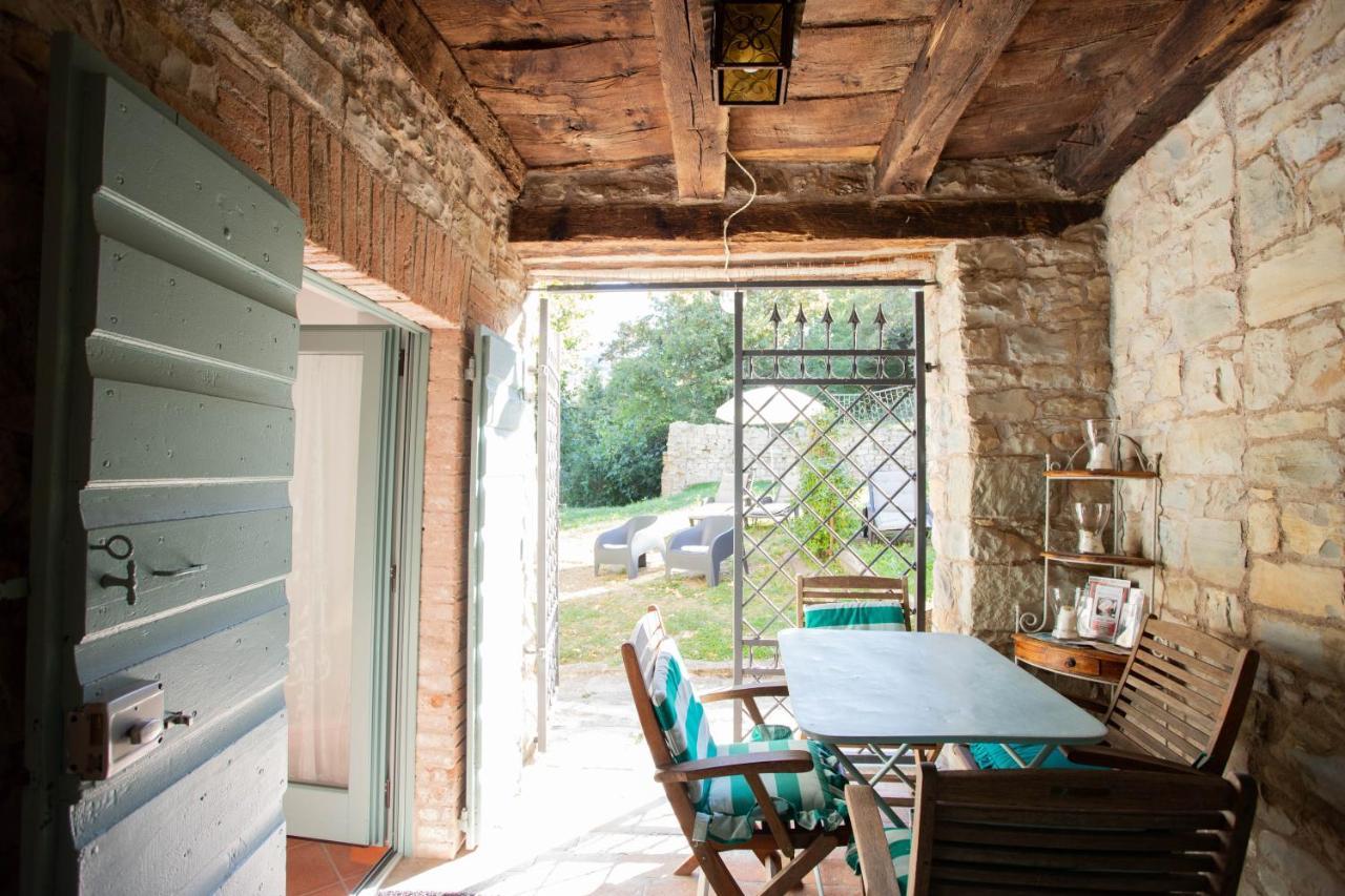 La Marcona Appartement Serramazzoni Buitenkant foto