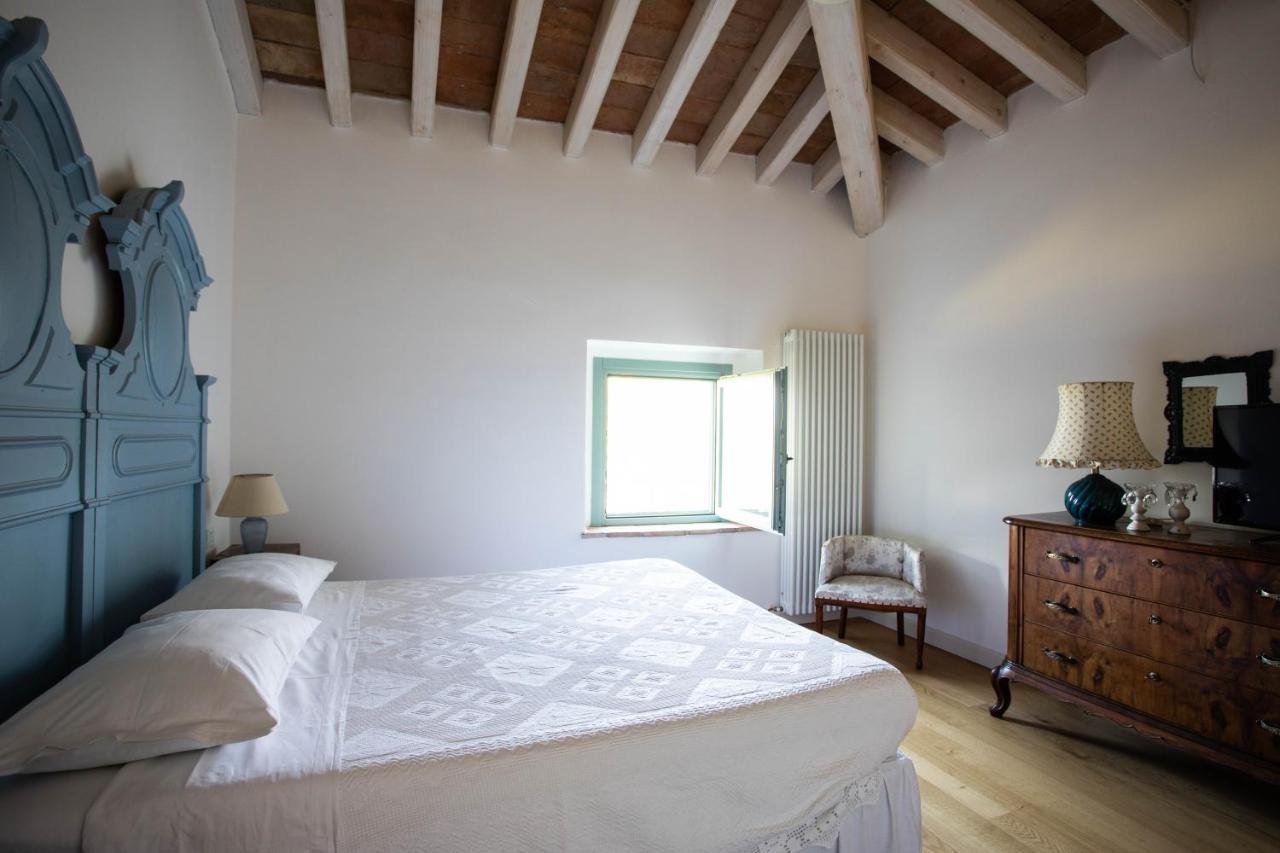 La Marcona Appartement Serramazzoni Buitenkant foto