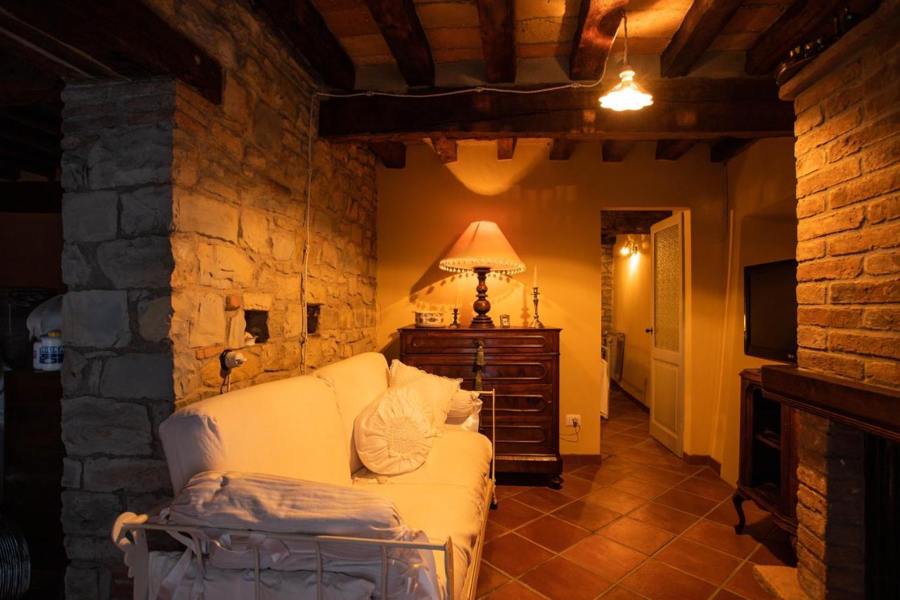 La Marcona Appartement Serramazzoni Buitenkant foto
