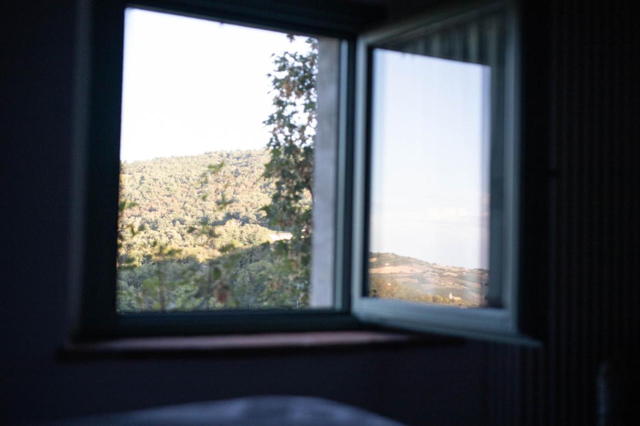 La Marcona Appartement Serramazzoni Buitenkant foto