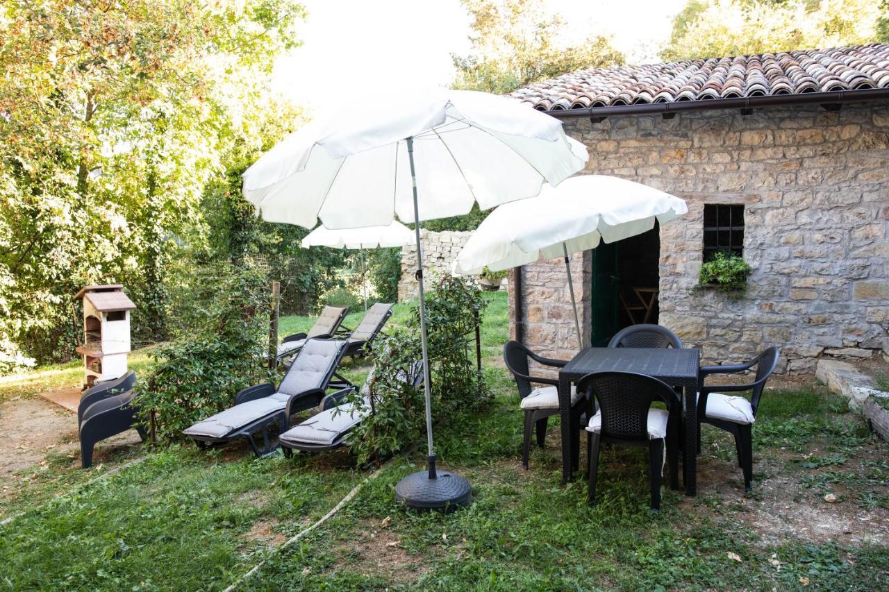 La Marcona Appartement Serramazzoni Buitenkant foto