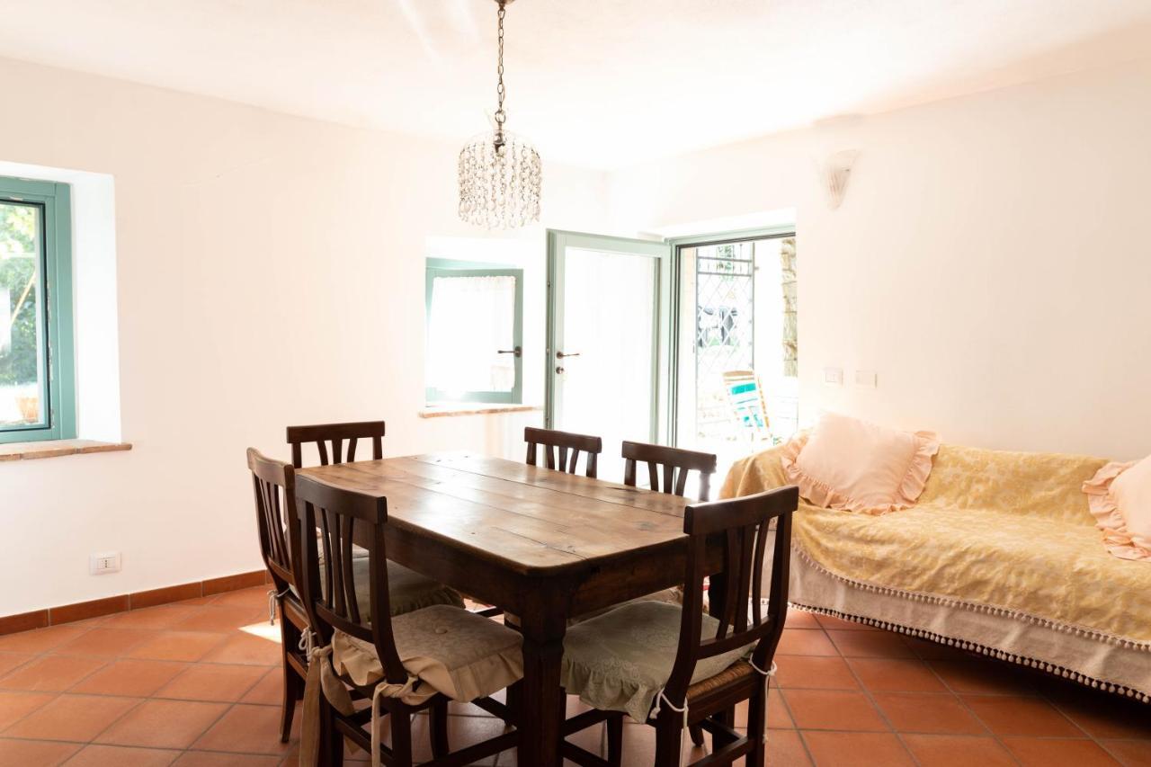La Marcona Appartement Serramazzoni Buitenkant foto